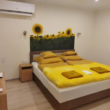 Csengo Vendeghaz Gasthof 3*